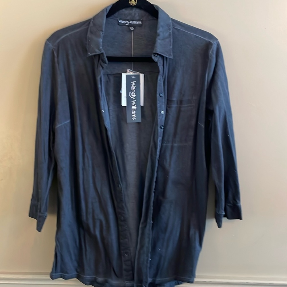 NWT black washed button front shirt. Size medium